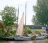 De 'Jacobsschelp' (achter) en de 'Jacobeintje' (voorgrond) naast elkaar in Weesp voor de wal